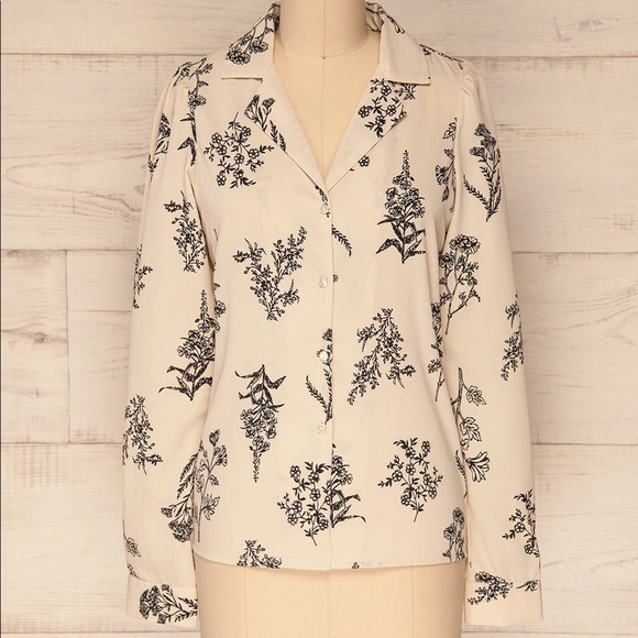 🔥🔥SOLD🔥🔥Flowery Shirt